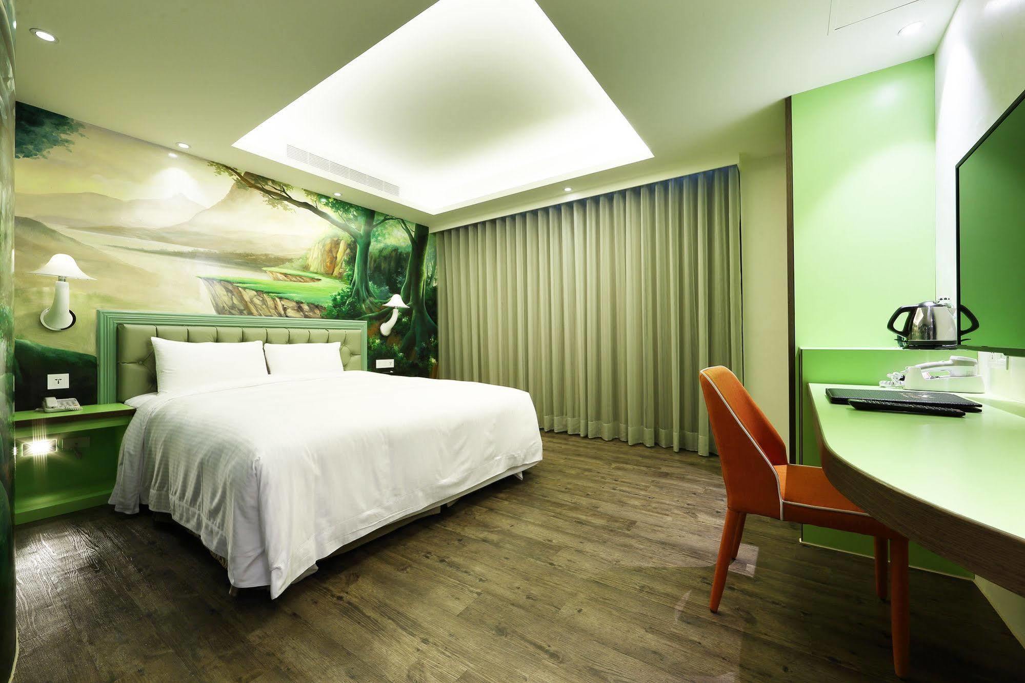 Shichi Hotel Kaohsiung Exterior photo