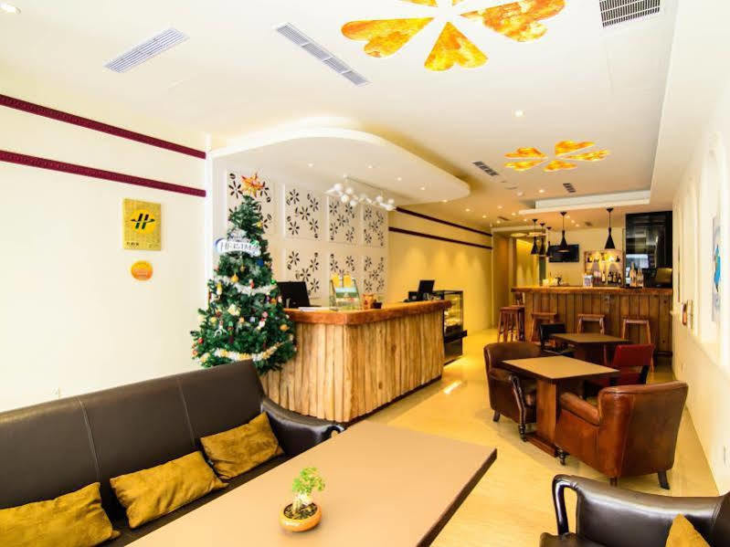 Shichi Hotel Kaohsiung Exterior photo