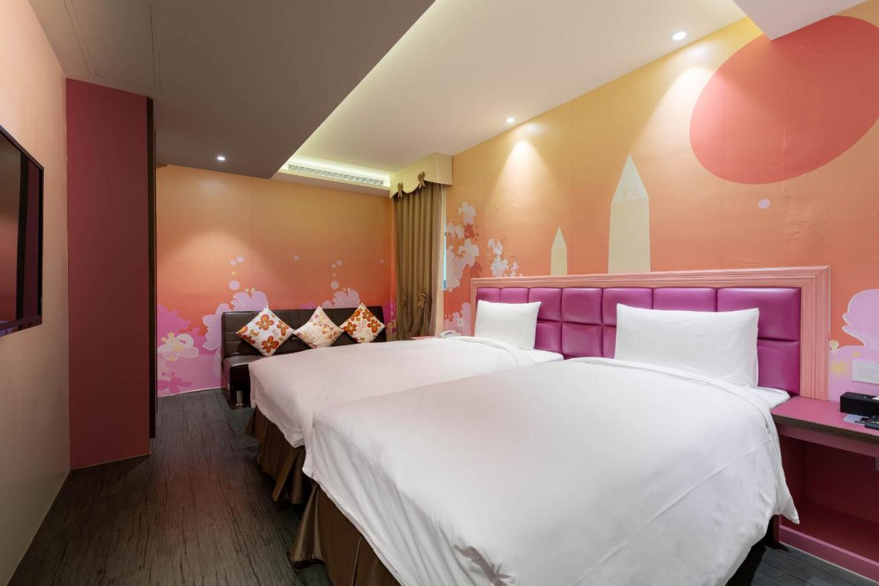 Shichi Hotel Kaohsiung Exterior photo